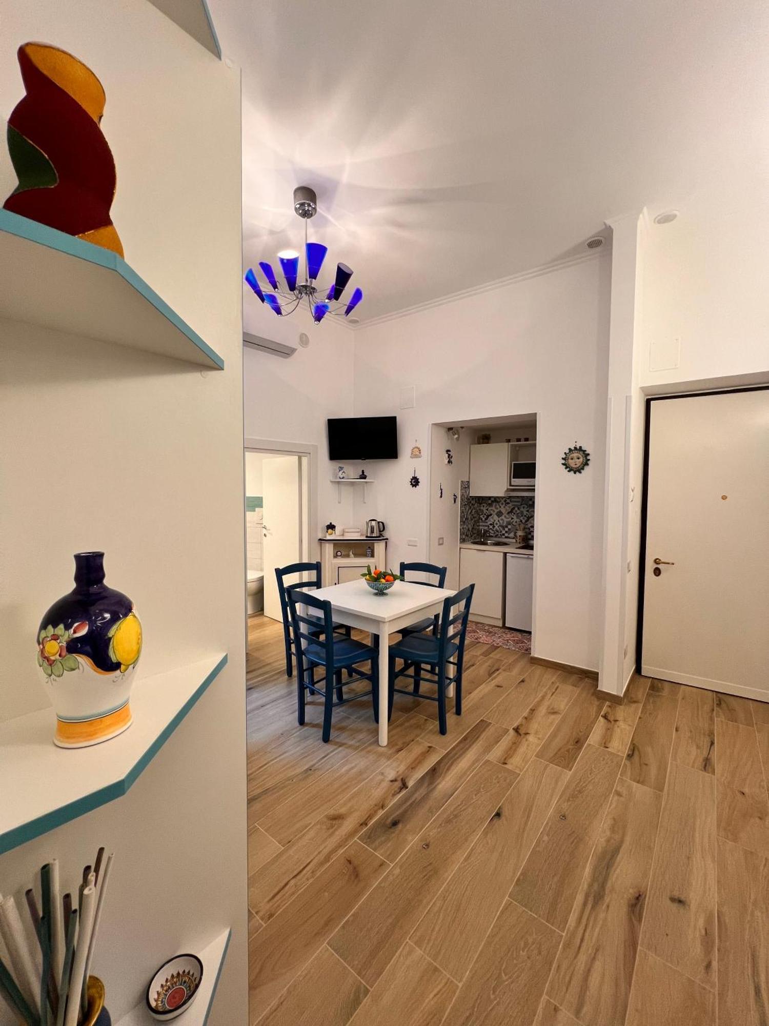 萨莱诺Eric'S House公寓 外观 照片